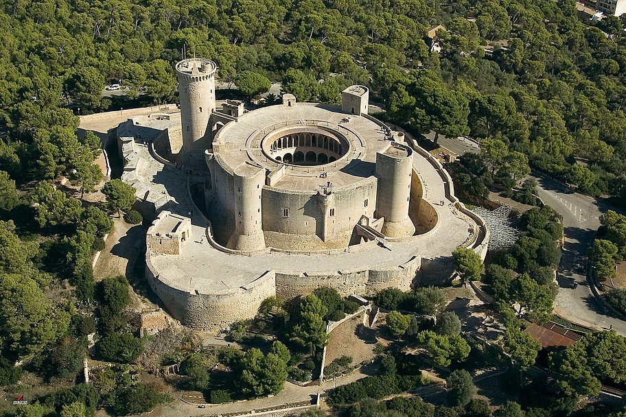 Palma_Facebook_Schloss_Bellver