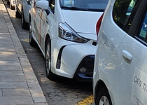 Taxis_parken_Grossaufnahme