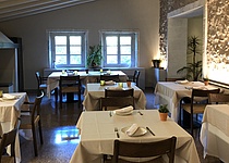 RestaurantDrinnen_hochkant