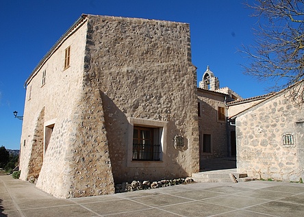 Herberge_Albergue_Castell_d_Alaro_Consell_de_Mallorca