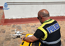 Drohne_Polizei_Polizist_Nationalpolizei