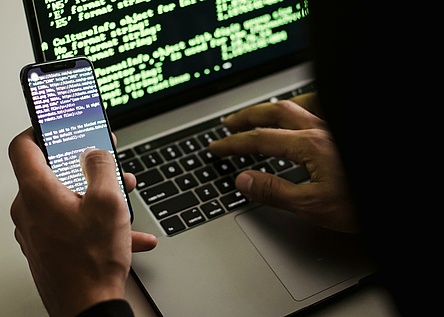 Hacker_Computer_pexels