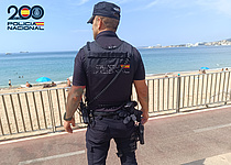 Polizist_Playa_de_Palma_Policia_Nacional