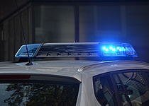 polizei_auto_automobil_autoscheinwerfer_pexels