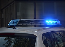 polizei_auto_automobil_autoscheinwerfer_pexels