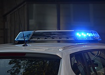 polizei_auto_automobil_autoscheinwerfer_pexels