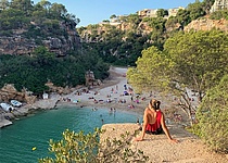Cala_Pi_sitzend