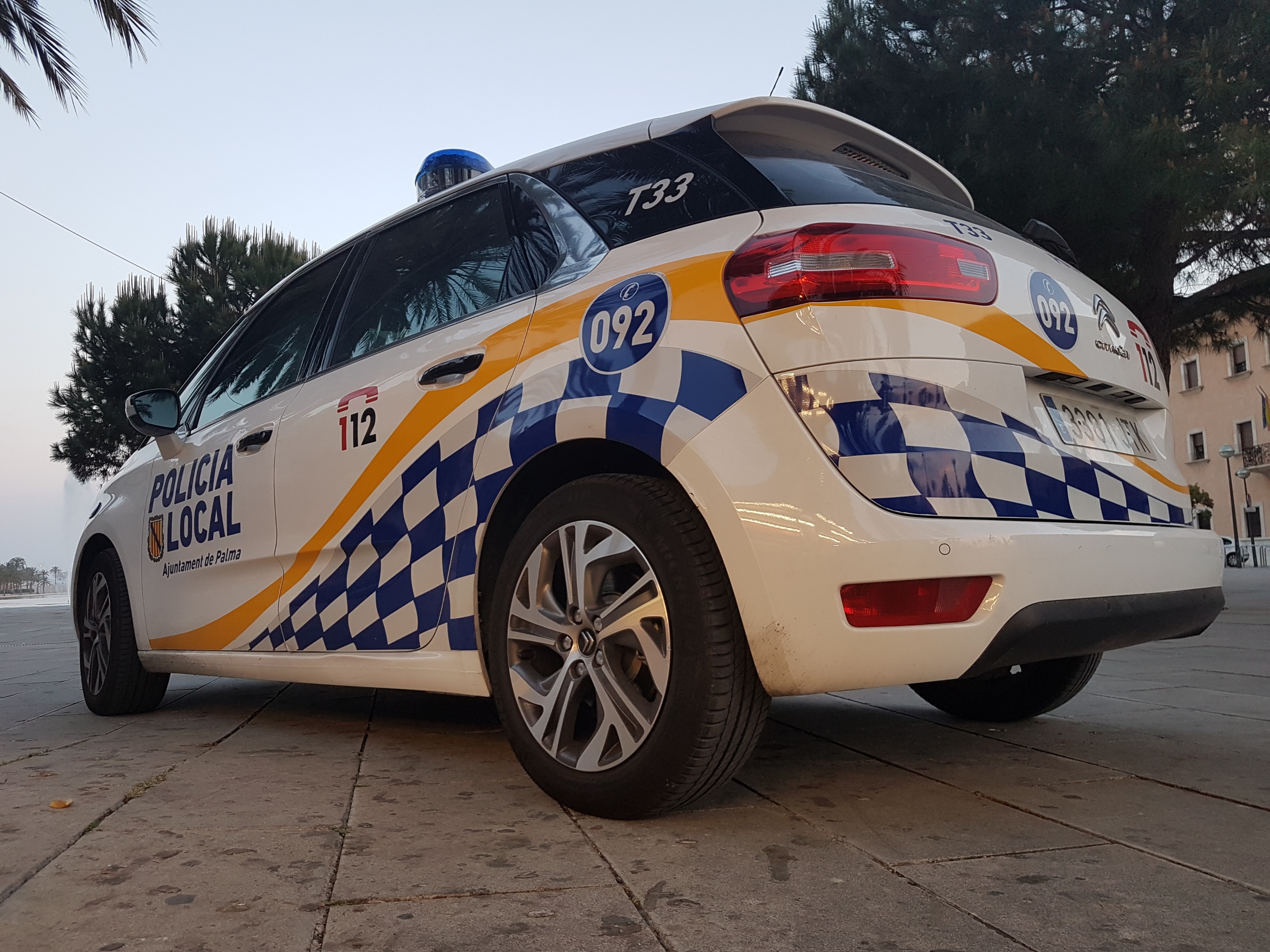 Policia_Local_Polizei_Auto